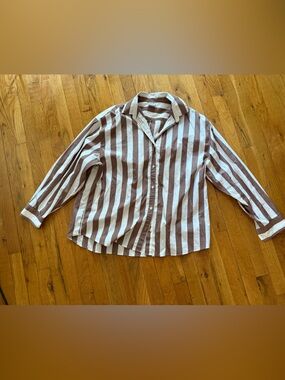 Baserange Loose Ole Shirt White & Brown Stripe
